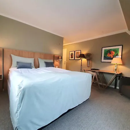 Nor - Badehotellet Отель